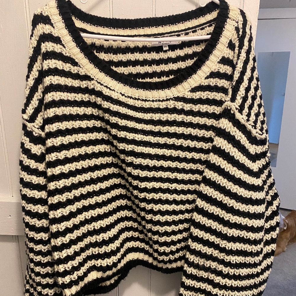 Grey bandit sweater